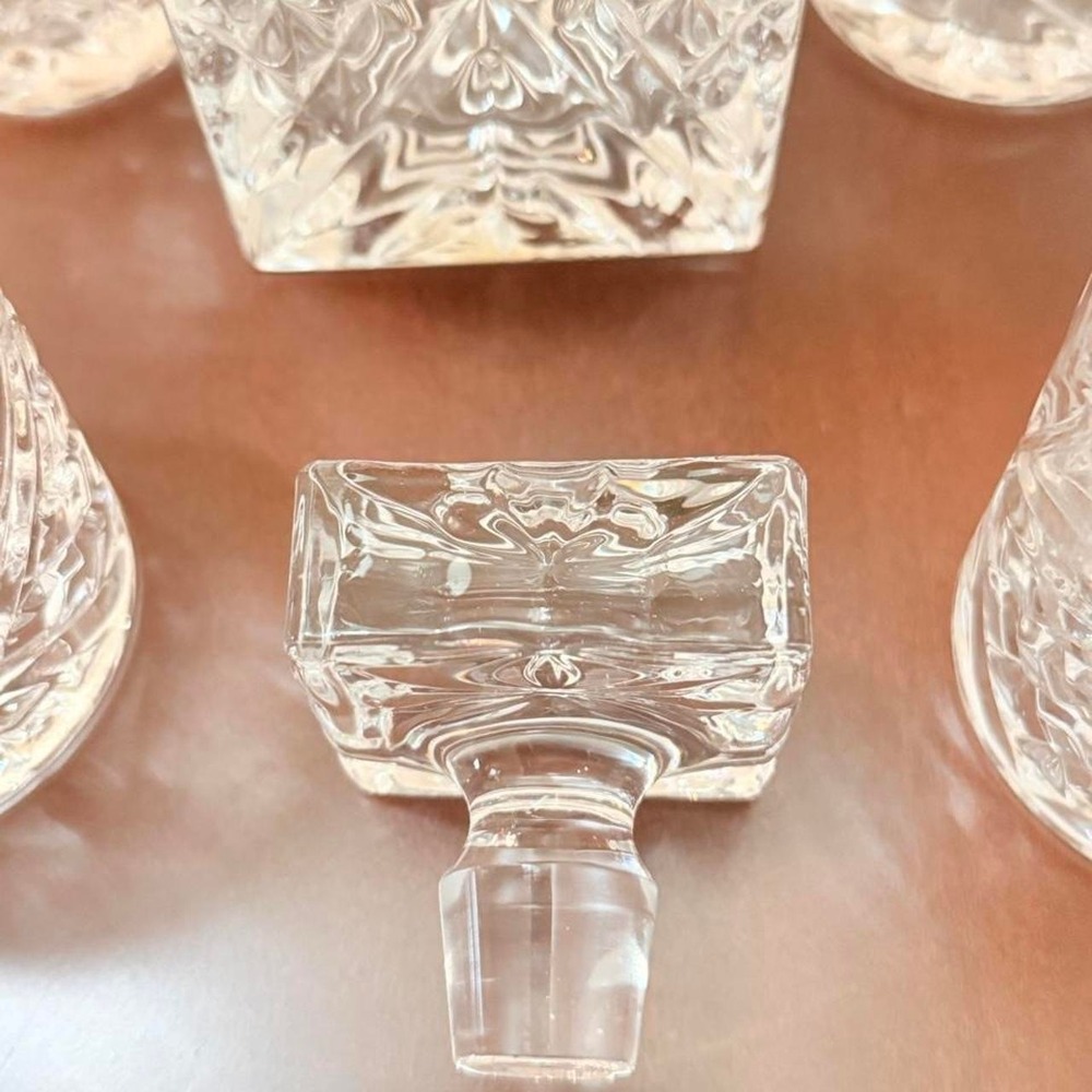 Crystal Decanter Set with Four Matching Tumbler Glasses - Picture 6 of 7